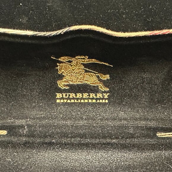 Burberry Nova Check Sunglass Case - Picture 3 of 5